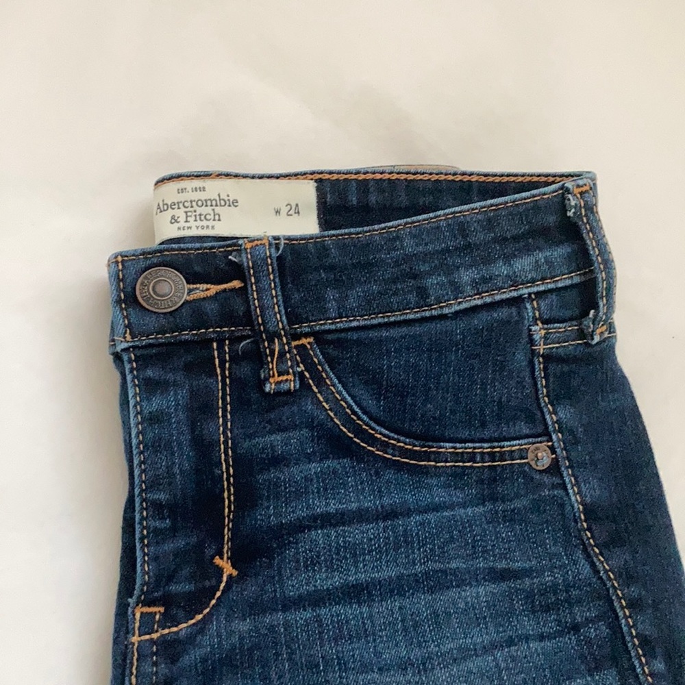 Abercrombie & Fitch Super Skinny Jeans